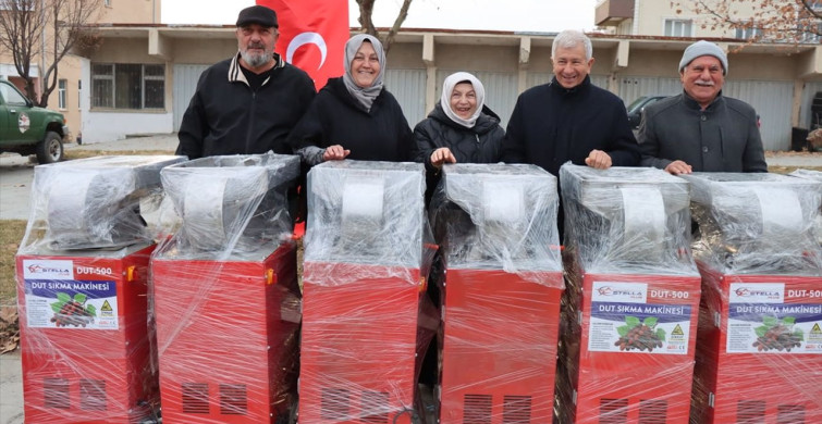 Erzincan'da Üreticilere Makine Desteği