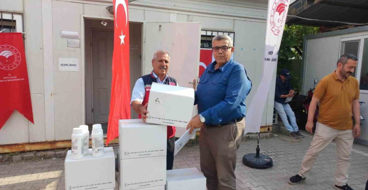 Erzin’de turunçgil üreticilerine portakal yağı desteği