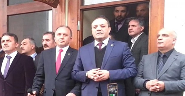 Erzurum Belediye Başkanı Makam Aracını Sattı