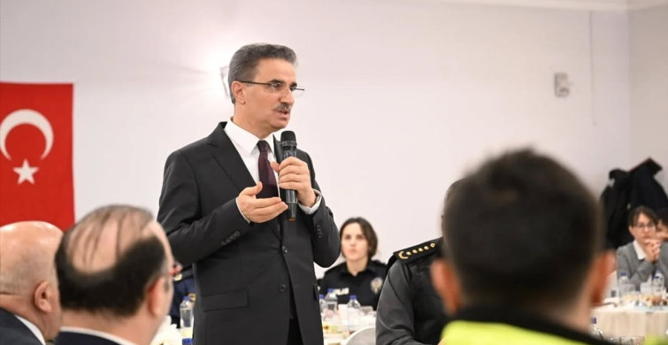 Erzurum Valisi Baruş, Kış Koşullarında Görev Yapan Polislerle İftarda Buluştu