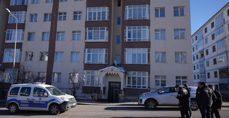 Erzurum'da Çatıdan Düşen Temizleyici Hayatını Kaybetti