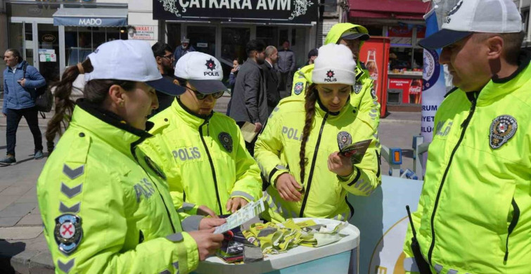 Erzurum'da Emniyet Kemeri Farkındalık Etkinliği