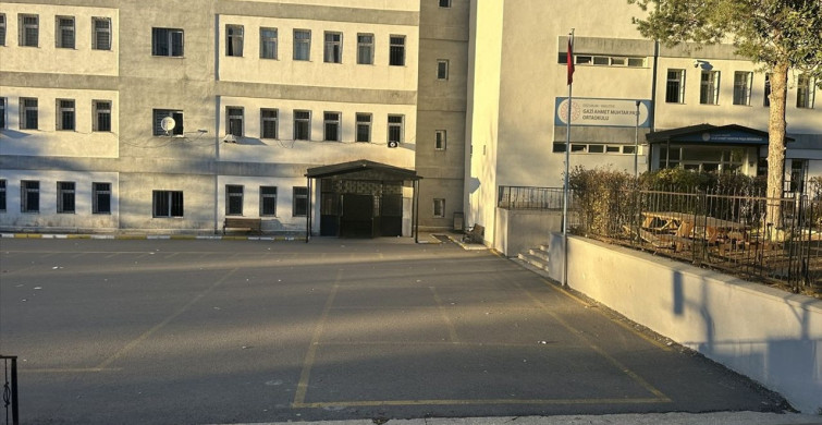 Erzurum'da Okul Çıkışı Merdiven Kazası: 21 Öğrenci Yaralandı