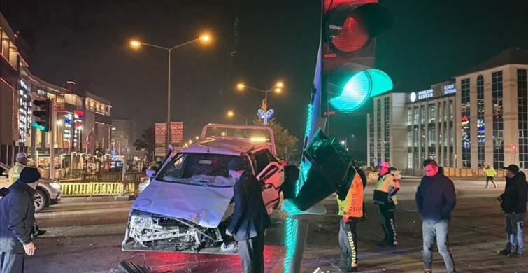 Erzurum'da Polis İhtarı Sonrası Kaza: 3 Yaralı