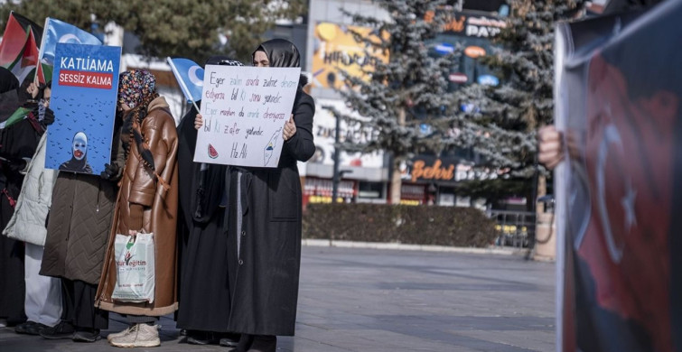 Erzurum'da Sağlık Çalışanlarından Gazze İçin 109 Haftadır Sessiz Yürüyüş