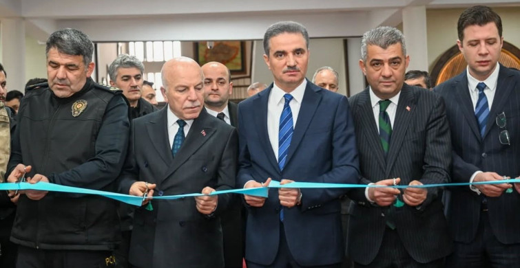 Erzurum'da 'Sanatın Diliyle Değerlerimiz' Sergisi Açıldı