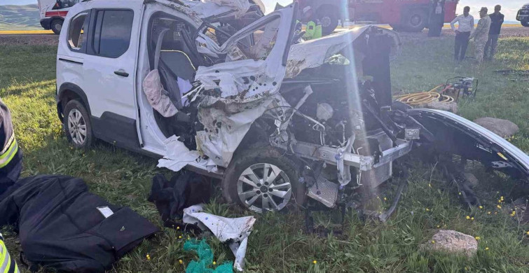 Erzurum'da Trafik Kazası: 3 Kayıp, 4 Yaralı