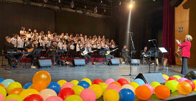 Erzurum'da türkü dolu gece