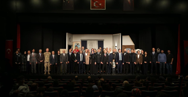 Erzurum'da Uyuşturucu ile Mücadele İçin Tiyatro Oyunu Sahnelendi