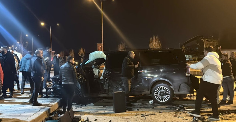 Erzurum'da Zincirleme Trafik Kazası: 1 Ağır Yaralı, 7 Yaralı