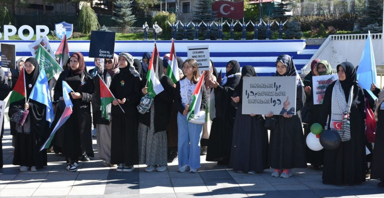 Erzurum'daki Sağlık Çalışanları Gazze İçin 100 Haftadır Destekte