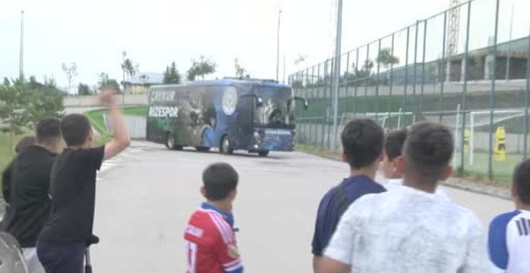 Erzurumlu çocuklardan Çaykur Rizespor’a sevgi gösterisi