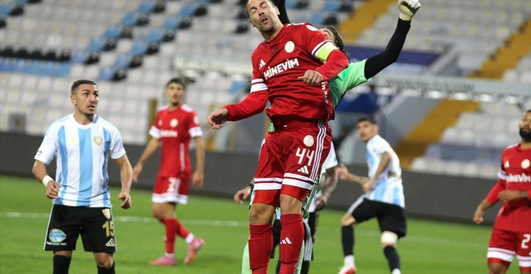 Erzurumspor FK, Eminevim Ümraniyespor'u Yenerek Galibiyet Serisini Sürdürdü Erzurumspor FK, Eminevim Ümraniyespor'u Yenerek Galibiyet Serisini Sürdürdü