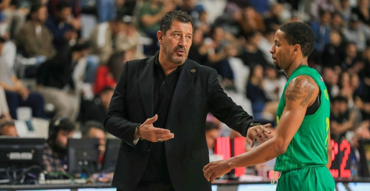 Esenler Erokspor, Glint Manisa Basket'i Mağlup Etti