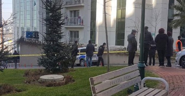 Esenyurt'ta Bomba Paniği! Polisler Olay Yerinde