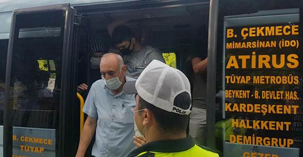 Esenyurt'taki Minibüsten Şok Eden Görüntü