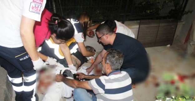 Eski Eşinin Evine Gitti, Defalarca Kez Bıçakladı