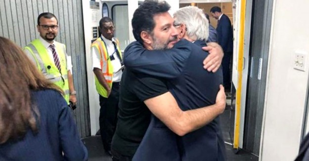 Eski Halk Bankası Genel Müdür Yardımcısı Hakan Atilla'yı Taşıyan Uçak İstanbul'a İndi
