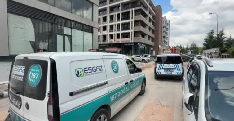 Eskişehir'de 10 katlı binanın bodrum katında yangın