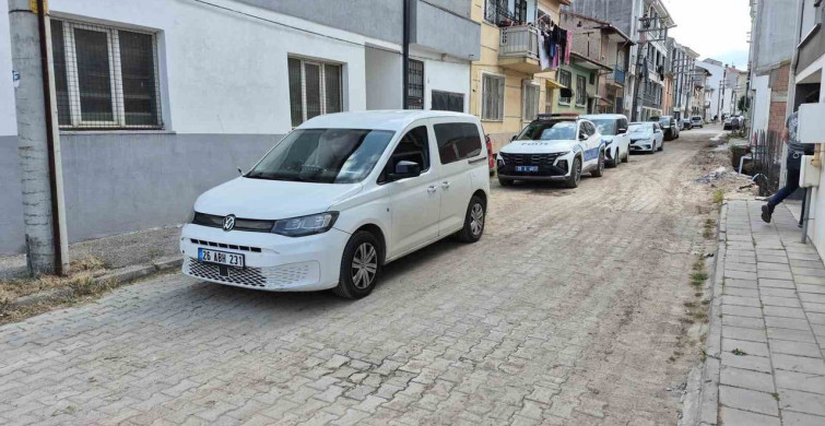 Eskişehir’de 17 yaşındaki çocuk pompalı tüfekle bir kişiyi vurdu