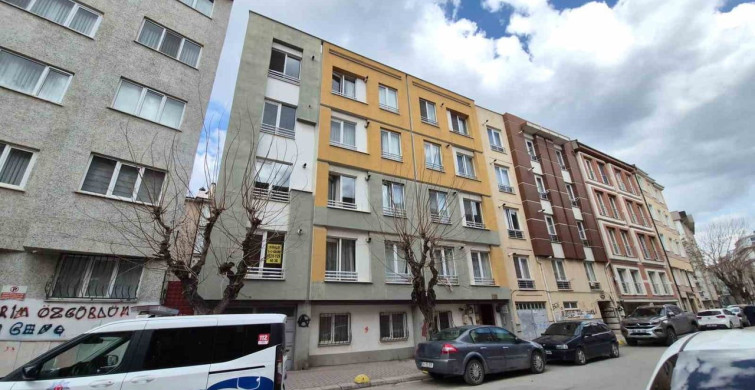 Eskişehir'de 4. Kattan Düşen Öğrenci Ağır Yaralandı