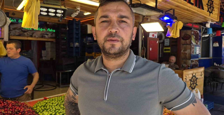 Eskişehir'de balık tezgahları meyve ile renklendi