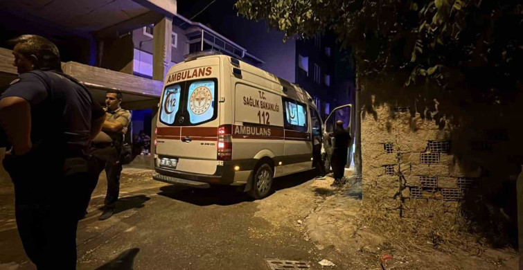 Eskişehir'de bir kişi sevgilisiyle tartıştıktan sonra kendini bıçakladı