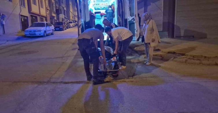 Eskişehir'de bunalıma giren şahıs kendi karnına bıçak sapladı