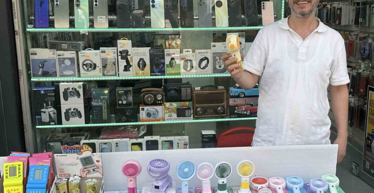 Eskişehir'de el pervanesi yaz aylarının vazgeçilmezi haline geldi