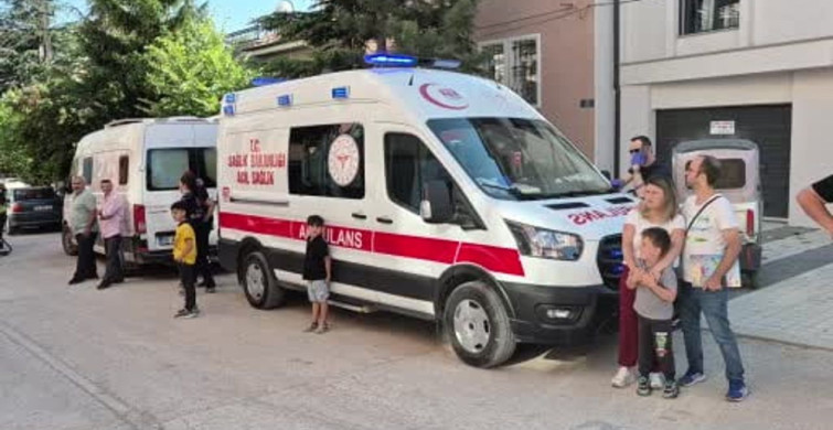 Eskişehir'de inşaatta çıkan yangın itfaiye ekipleri tarafından söndürüldü