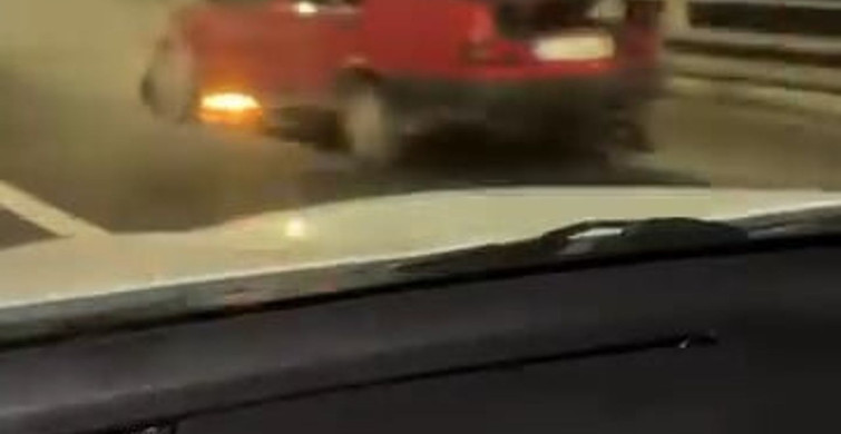 Eskişehir'de köprüde motoru alev alan Tofaş otomobiline itfaiye müdahale etti