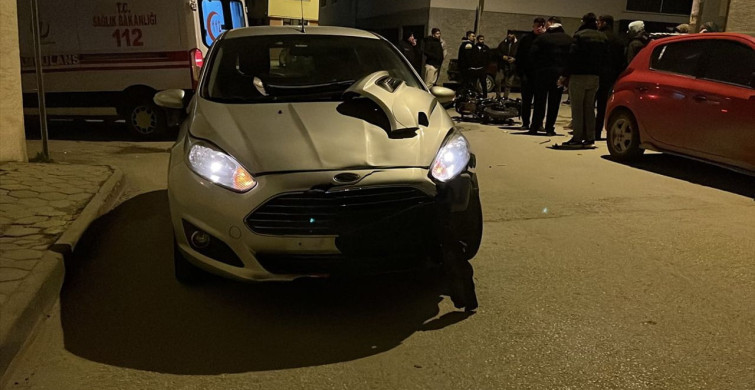 Eskişehir'de Motosiklet ve Otomobil Çarpıştı: 2 Yaralı