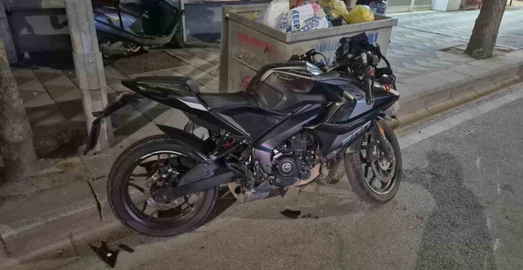 Eskişehir'de motosikletli sürücü çocuklara çarpmamak için devrildi