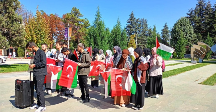 Eskişehir'de 'Sumud'a Destek Gazze'ye Umut Ol' Etkinliği