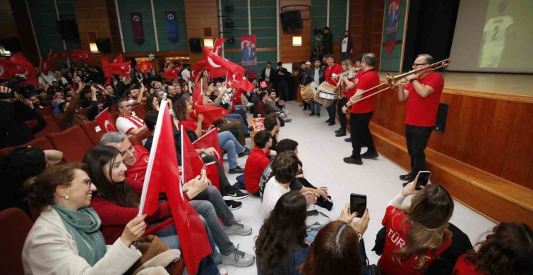 Eskişehir'de Tarihi Kutlama: A Milli Takım Dünya Kupası'na Gidiyor