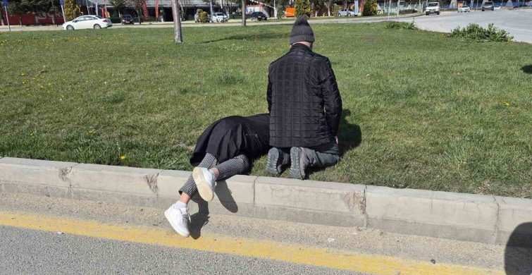 Eskişehir'de Ters Yönde Kaza: Üç Tekerlekli Araç Otomobille Çarpıştı