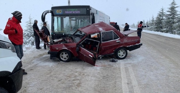 Eskişehir'de Trafik Kazası: 2 Ölü