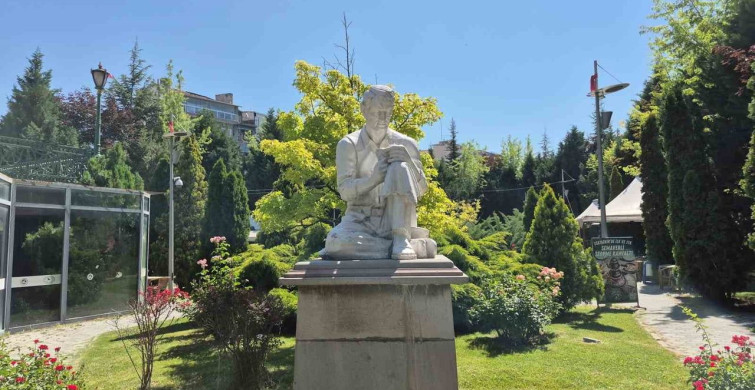 Eskişehir’in en eski çarşısı çukur çarşı zamana direniyor