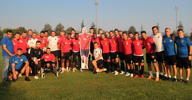 Eskişehirsporlu Oyuncular Ediz’i Andı!