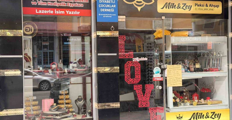 Esnafın cam silmekten yorulmasına mizahi yanıt