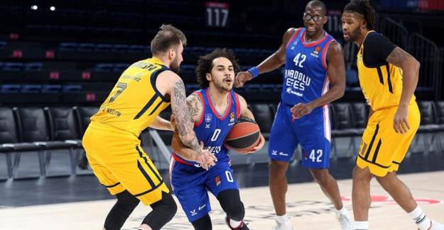 Euroleague'de Anadolu Efes Khimki'yi Devirdi!