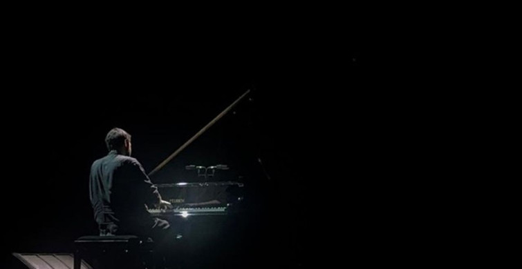 Evgeny Grinko Bursa'da Büyüleyici Bir Konser Verdi