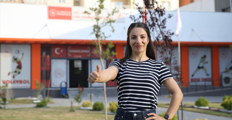 Evin Demirhan Yavuz: Güreşte Çığır Açan Kadın Sporcunun Hedefi Olimpiyat Madalyasıyla Veda