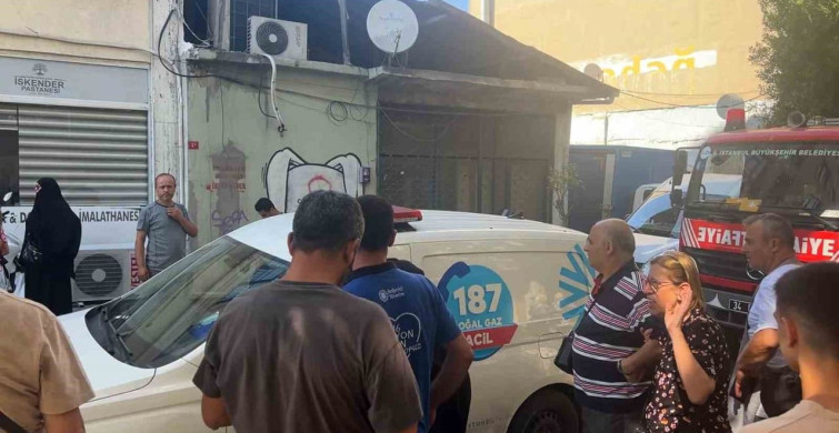 Eyüpsultan'da pastanede doğal gaz kaçağı: 5 işçi hastaneye kaldırıldı