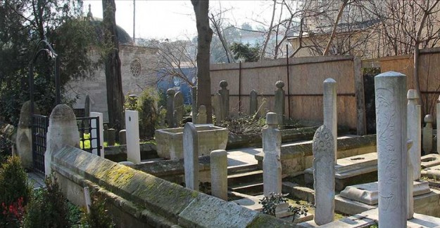 Eyüpsultan'daki Tarihi Mezarlıklara Yönelik Açıklama