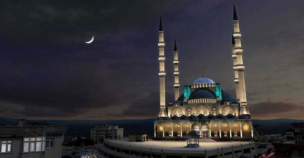 "Ezanın Sesi Rahatsız Ediyor, Camileri Azaltalım"