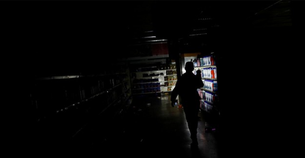Faili Belli: Venezuela Yeniden Karanlığa Gömüldü