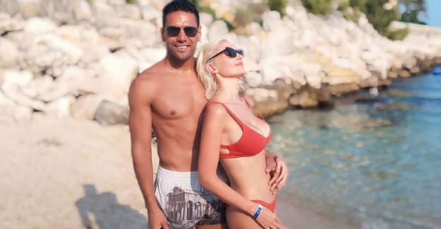 Falcao'nun Eşi Galatasaray Taraftarını Heyecanlandırdı!