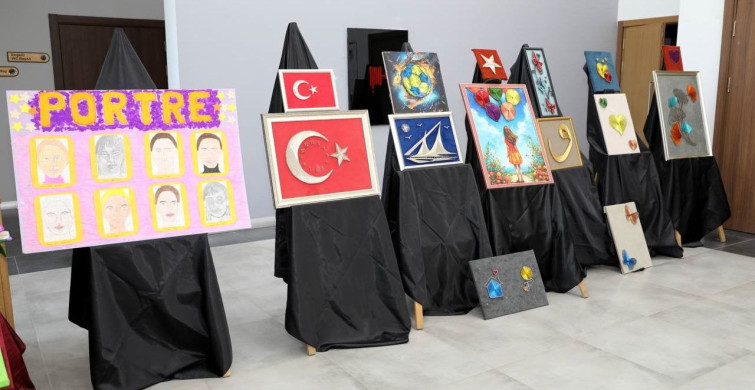 Farklı branşlarda eğitim alan 850 öğrencinin eserleri vitrine çıktı