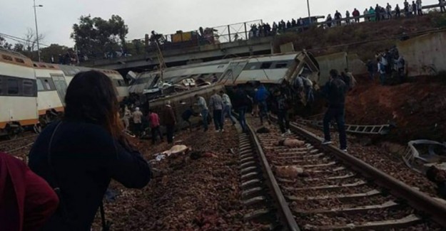 Fas'ta Feci Kaza! Çok Sayıda Ölü ve Yaralı Var